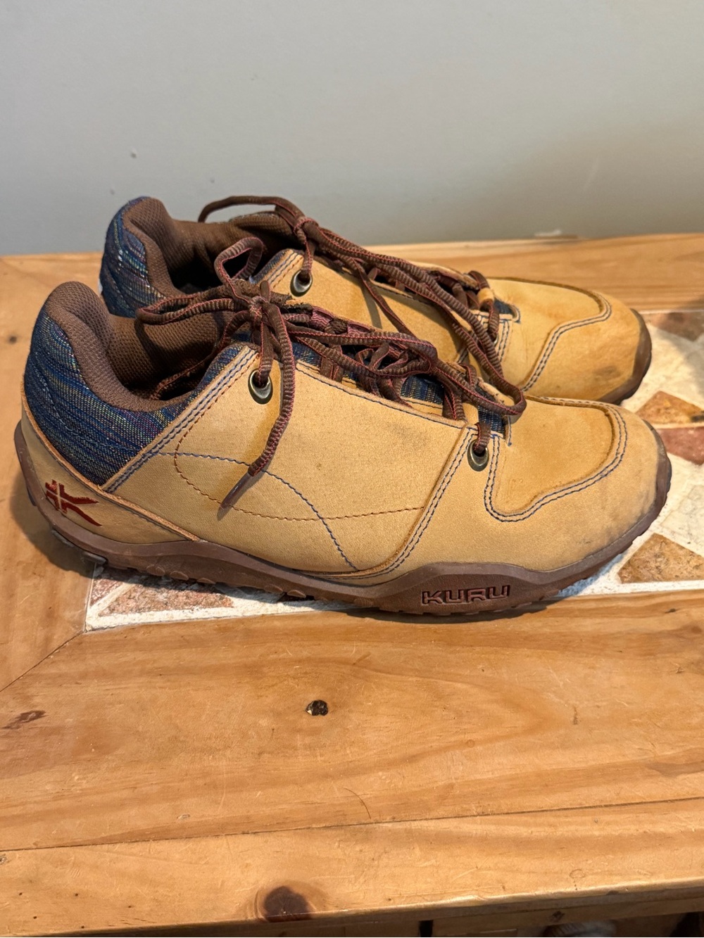 Kuru Kruzr II Trail Hiking Shoes  Sneakers Leather Comfort Wheat Womens Size 9.5